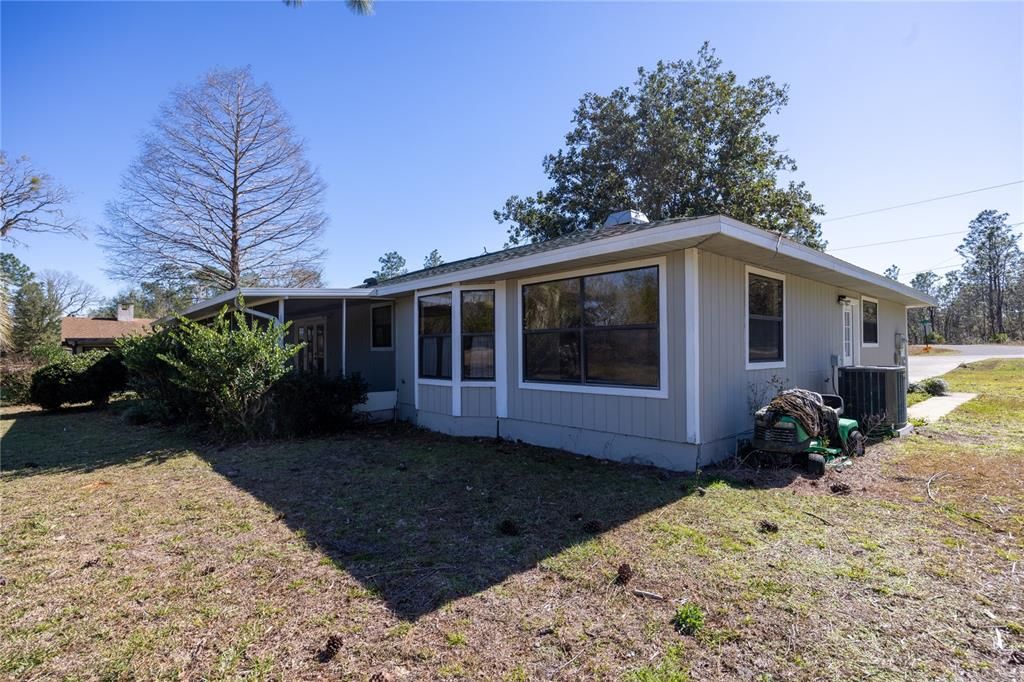 Backyard, Exterior