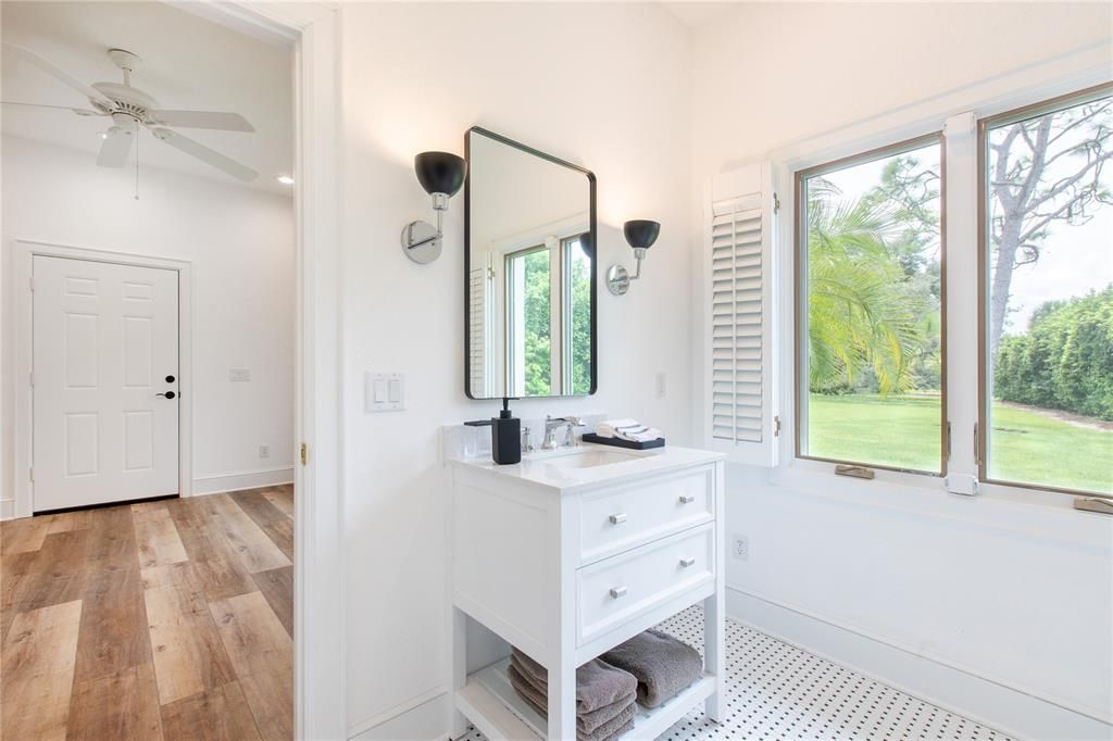 Bathroom, Interior, Recessed Lighting, Wood Texture Flooring