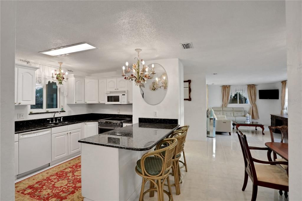 Chandelier, Dining room, Interior, Kitchen