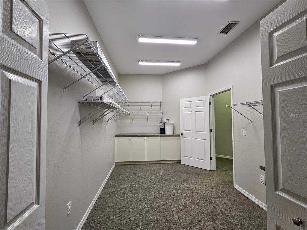 Interior, Recessed Lighting, Walk-in Closets