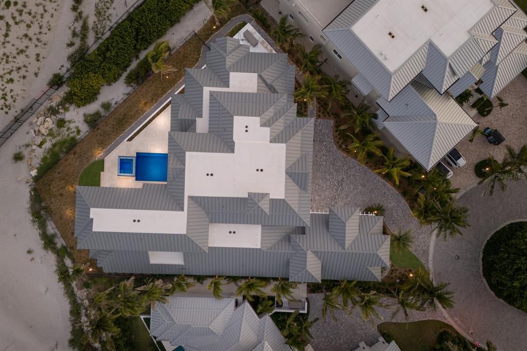 Exterior, Drone