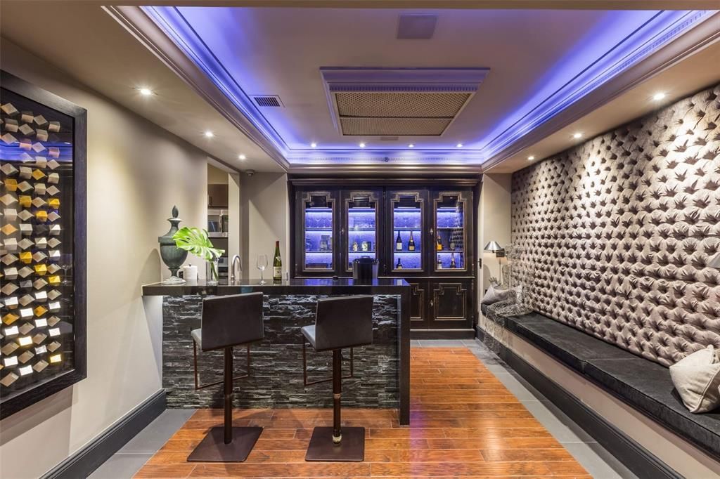 Interior, Recessed Lighting, Wood Texture Flooring