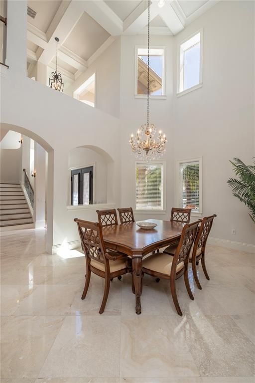 Chandelier, Dining room, Interior