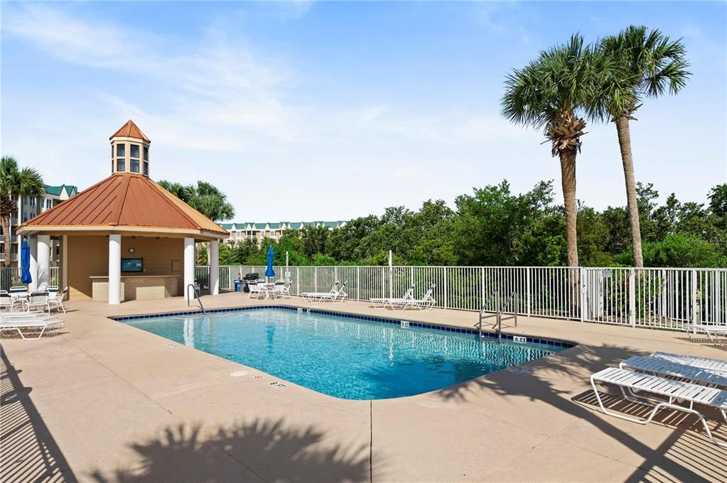 Exterior, Pool