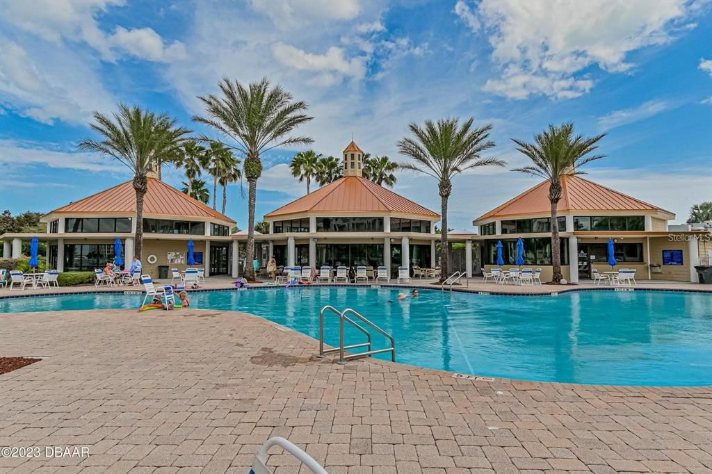 Exterior, Pool