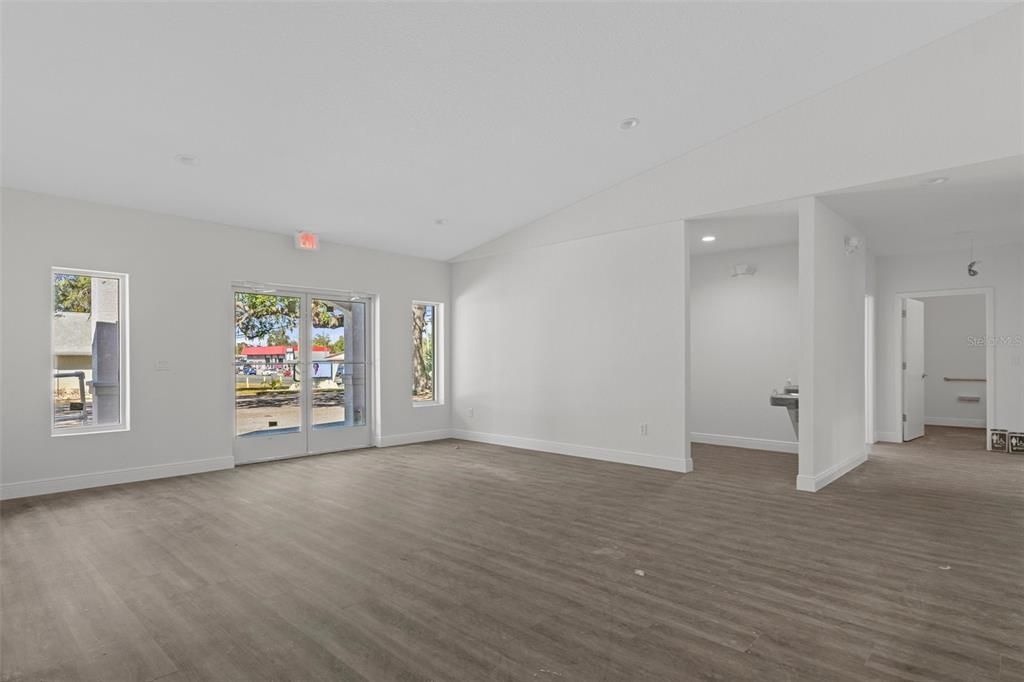 Empty room, Interior, Recessed Lighting, Wood Texture Flooring