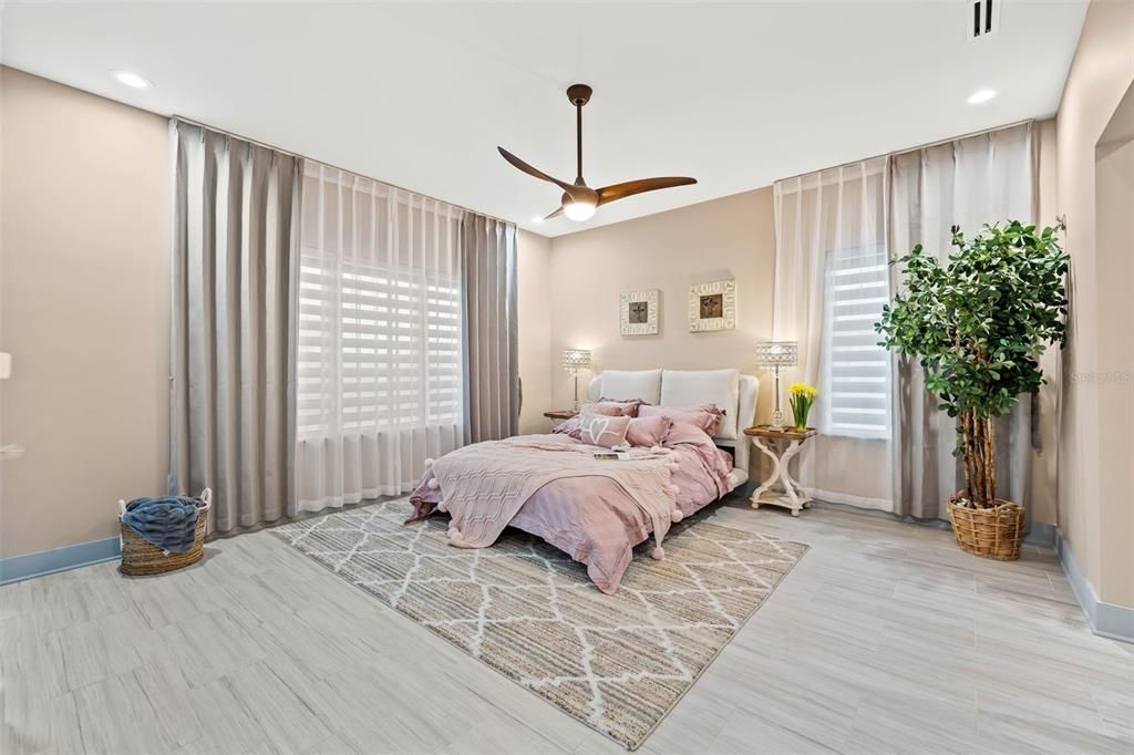 Bedroom, Interior, Recessed Lighting