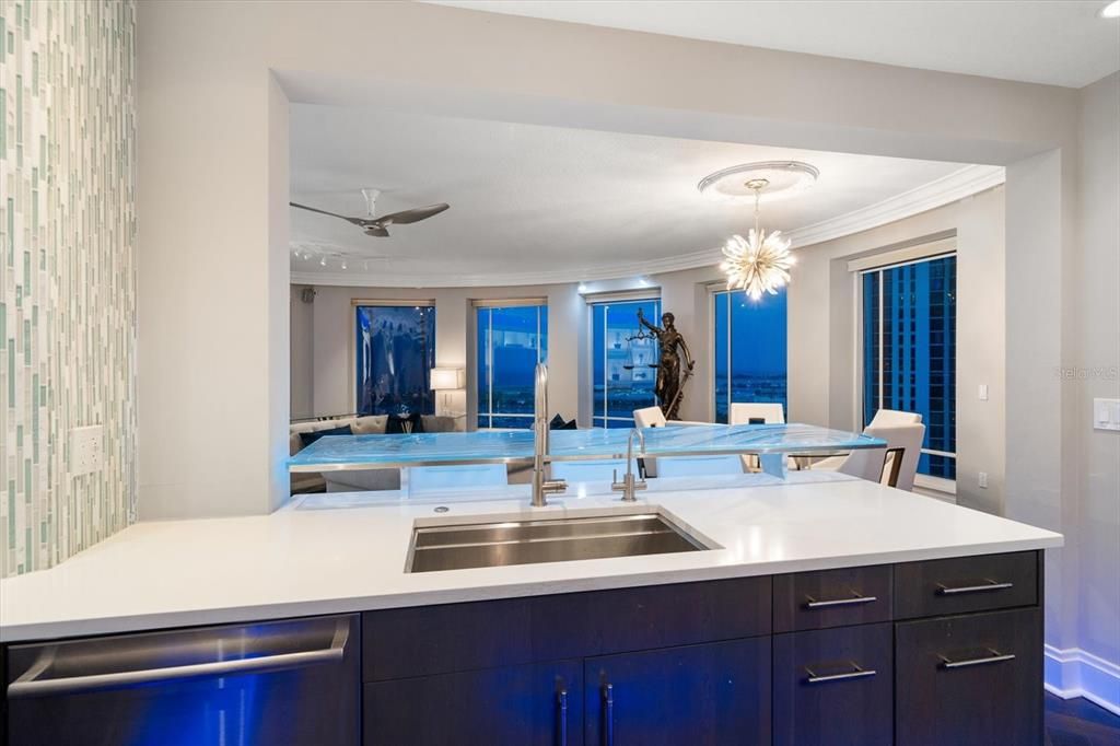 Dining room, Interior, Kitchen, Pendant Lights