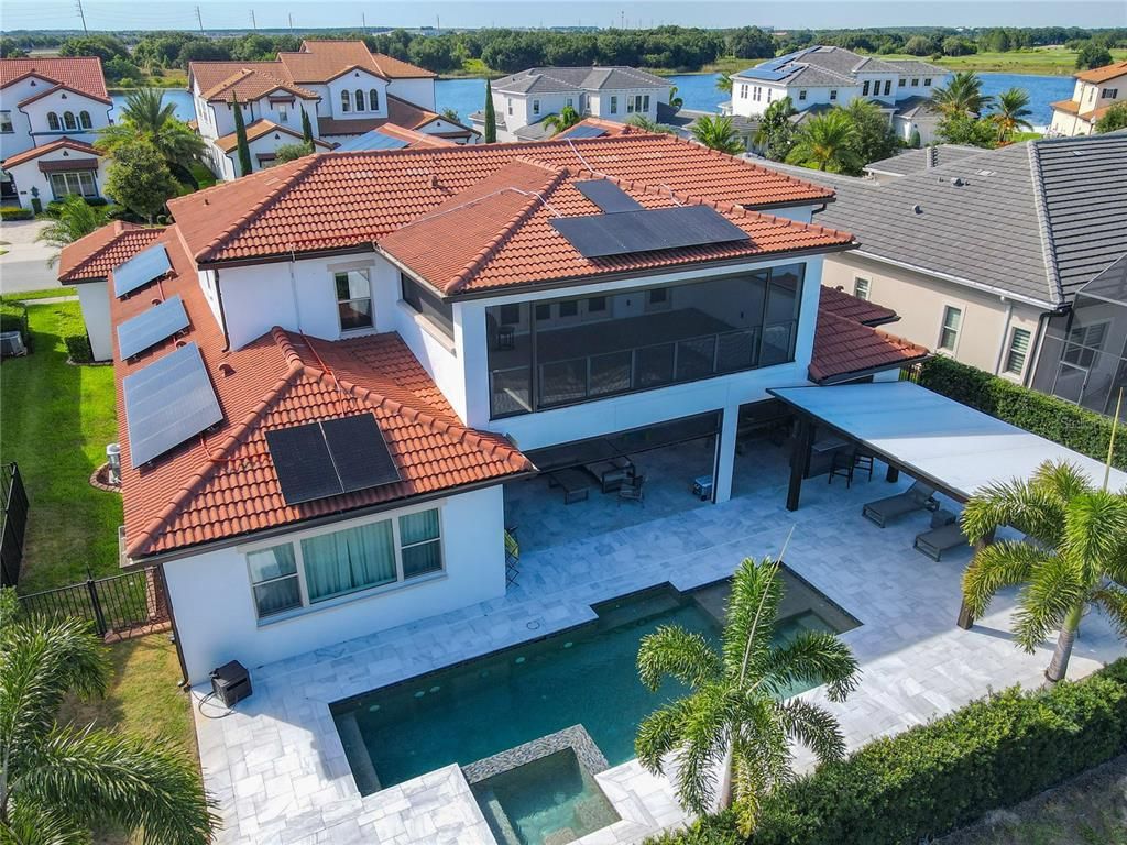 Exterior, Drone