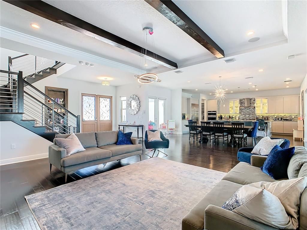 Dining room, Interior, Kitchen, Living room, Pendant Lights, Recessed Lighting, Wood Texture Flooring