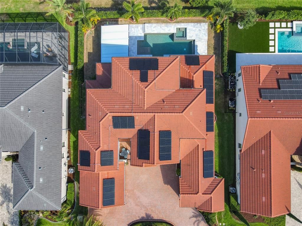 Exterior, Drone
