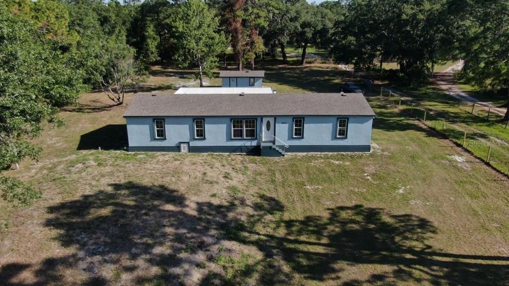 Exterior, Drone