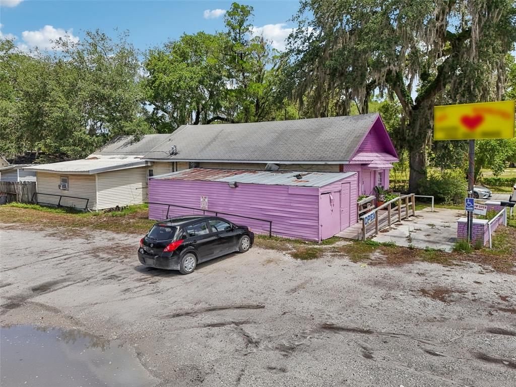 Backyard, Detached Garage, Exterior