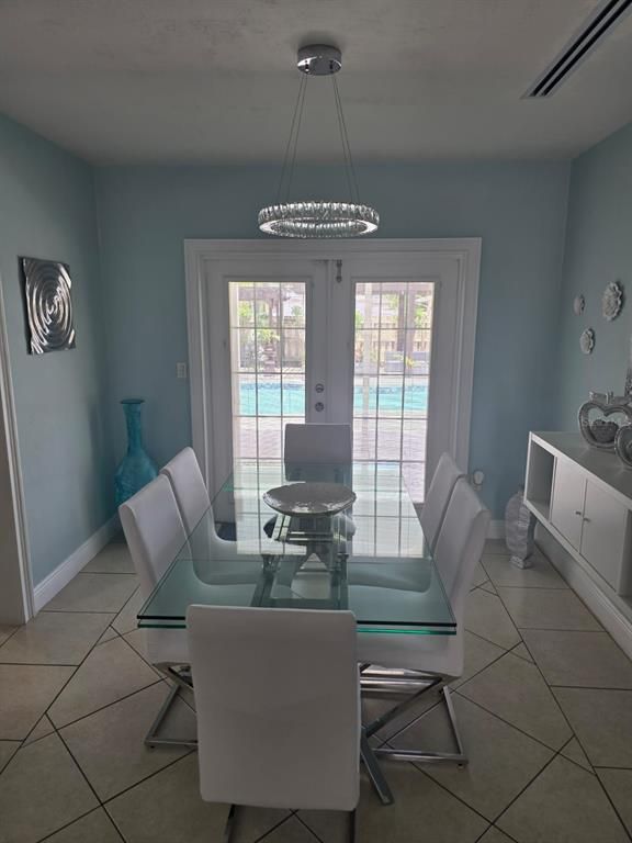 Dining room, Interior, Pendant Lights