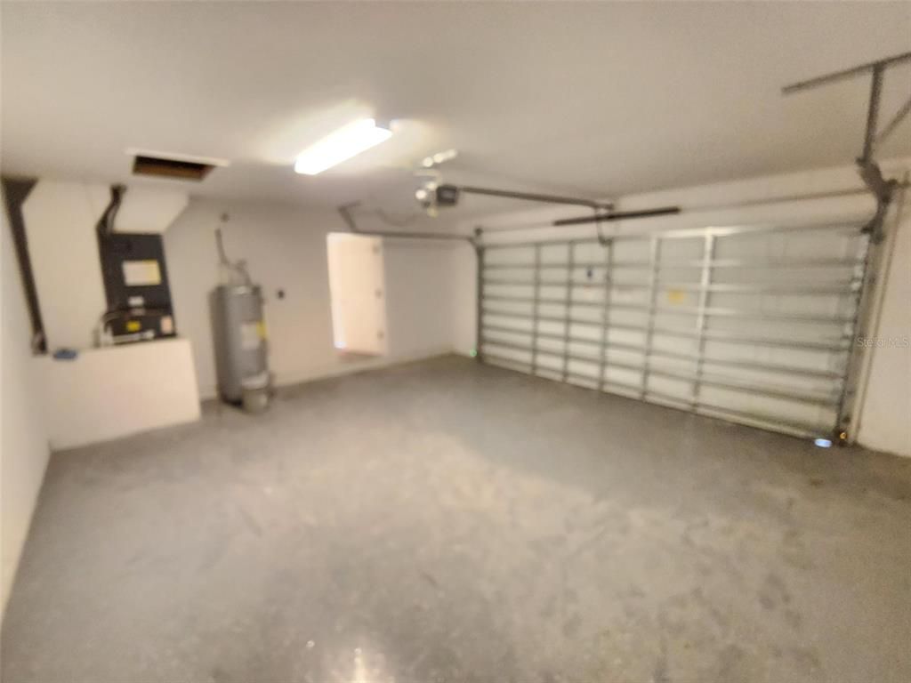 Garage, Interior
