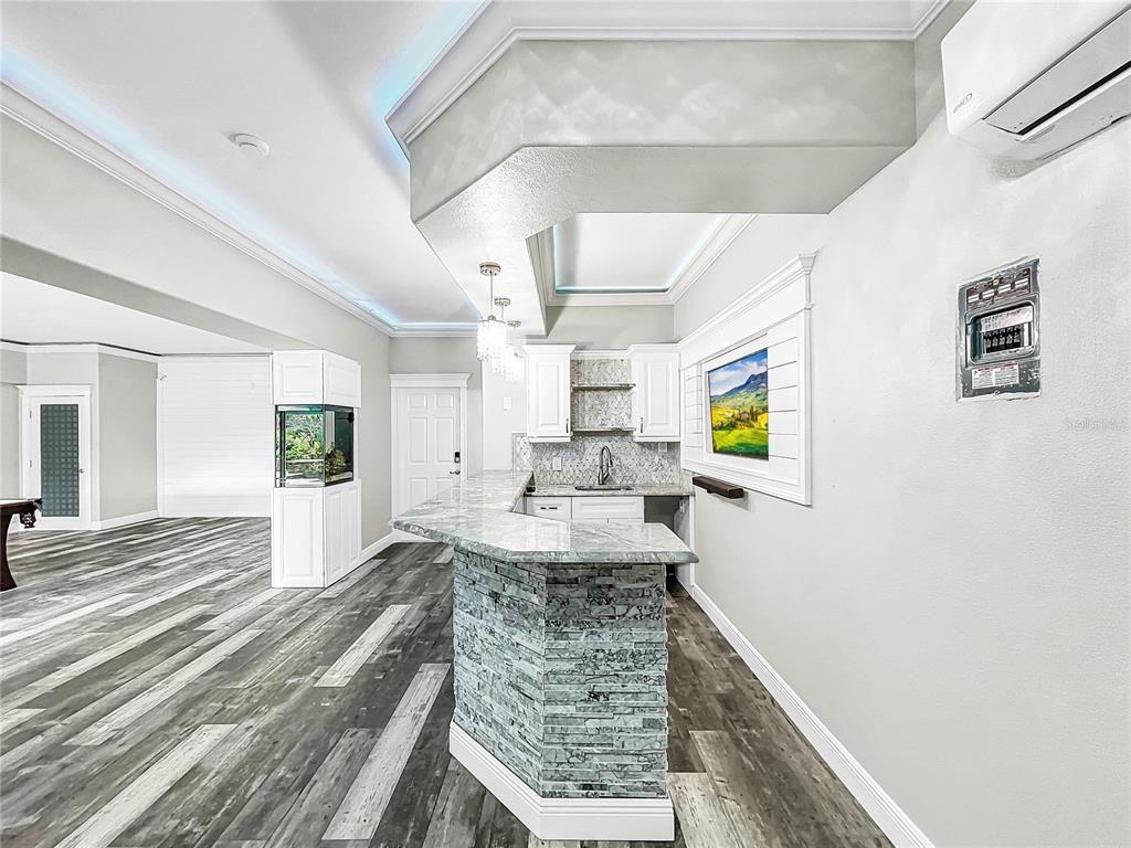 Interior, Kitchen, Pendant Lights, Wood Texture Flooring