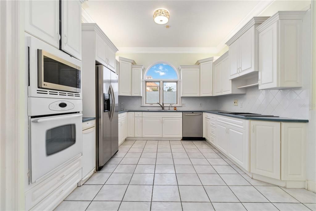 Interior, Kitchen, Stainless Steel Appliances