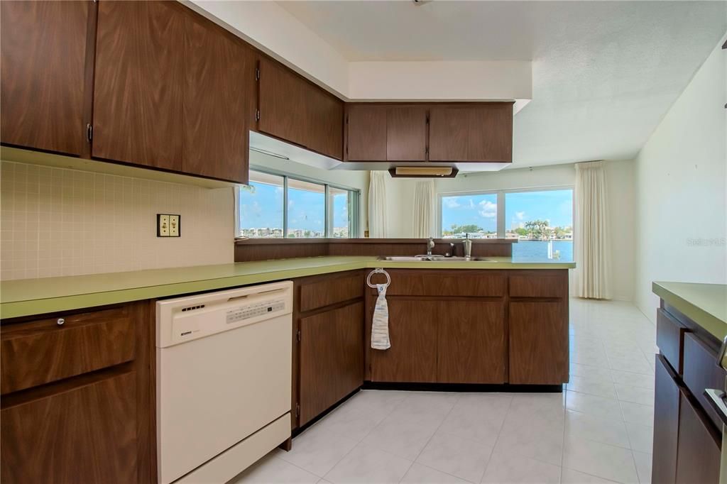 Interior, Kitchen, Water