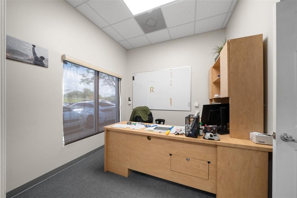 Home Office, Interior