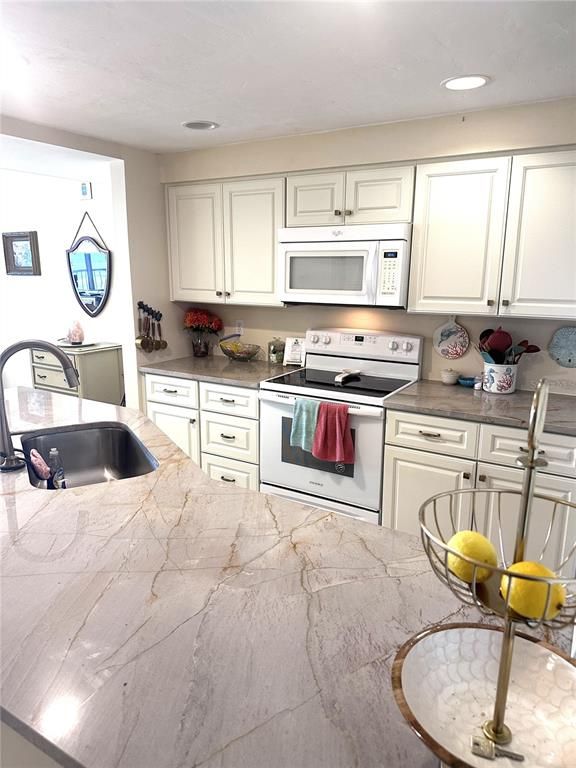 Interior, Kitchen, Marble, Recessed Lighting