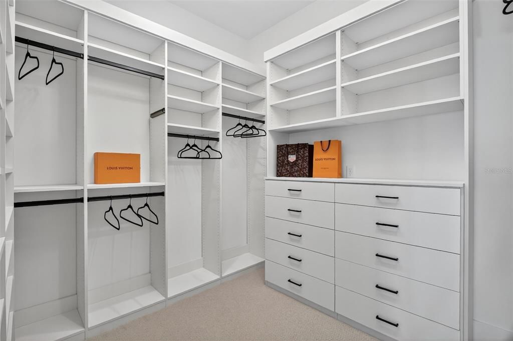 Interior, Walk-in Closets