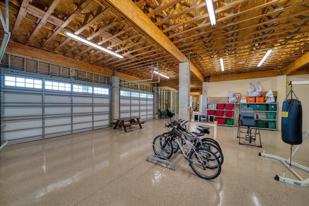 Garage, Interior, Wooden Beams, Wooden Ceilings