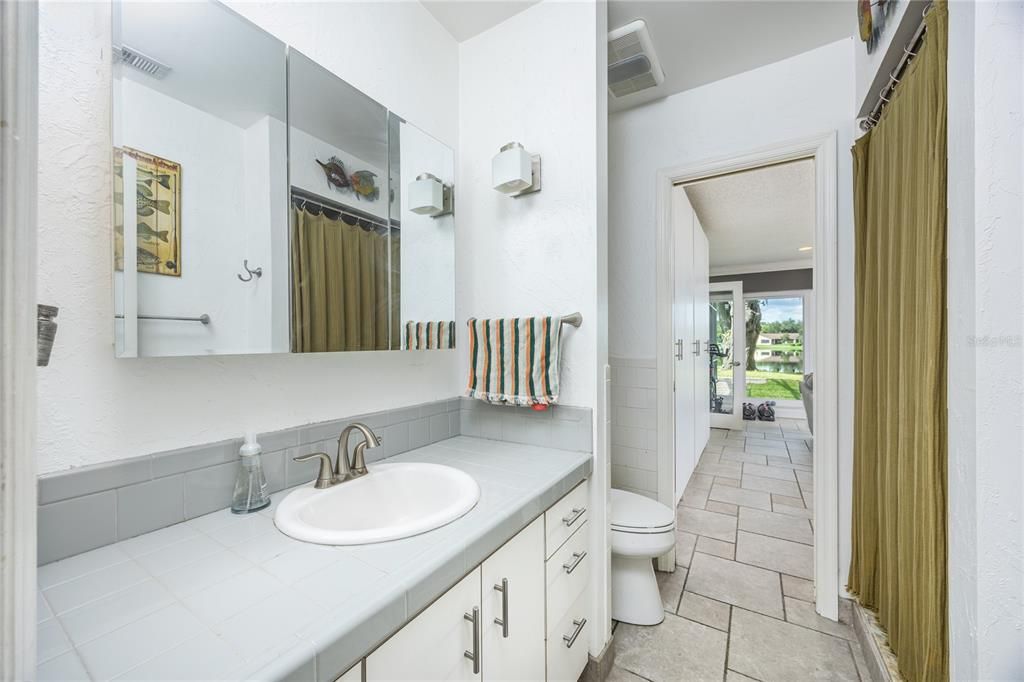 Bathroom, Interior, Tile Countertops