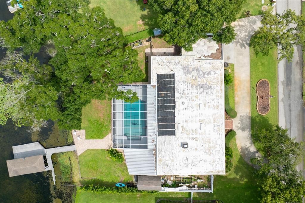 Exterior, Drone