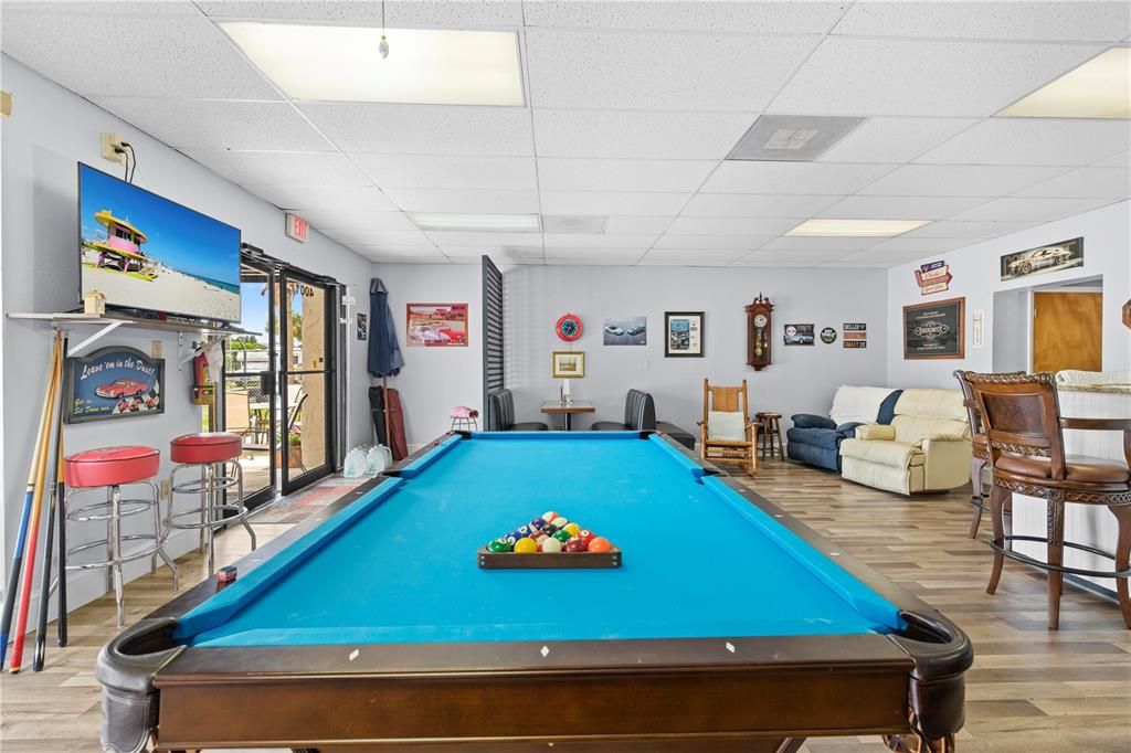 Billiard Table, Game Room, Interior, Wood Texture Flooring