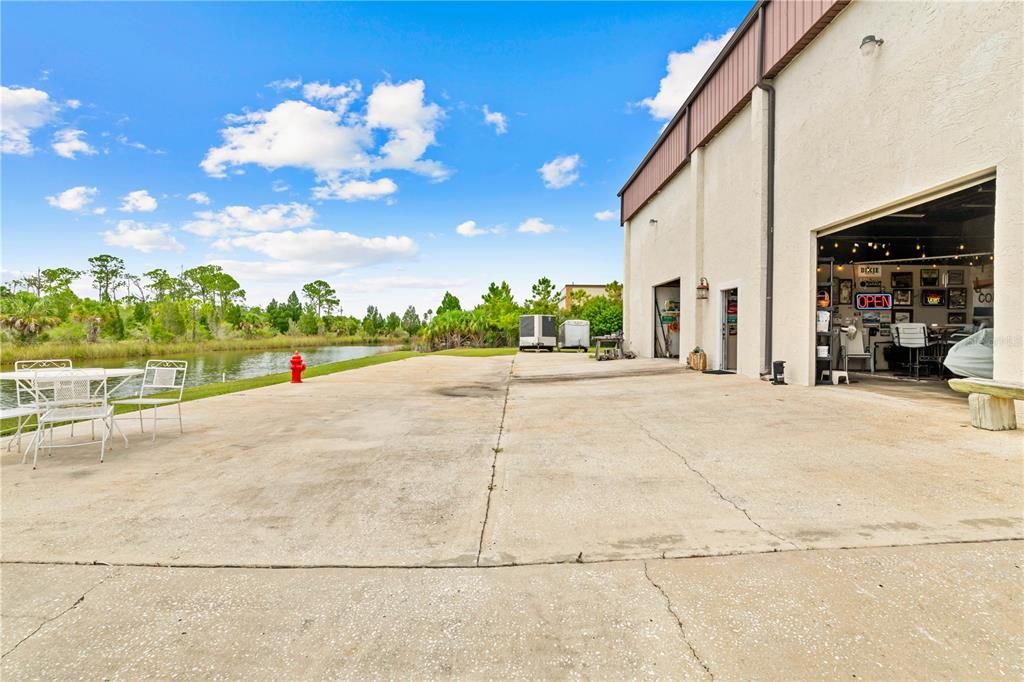 Backyard, Exterior, Water
