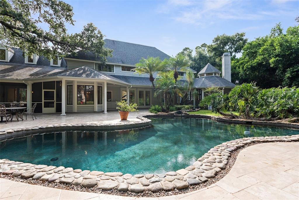 Exterior, Pool