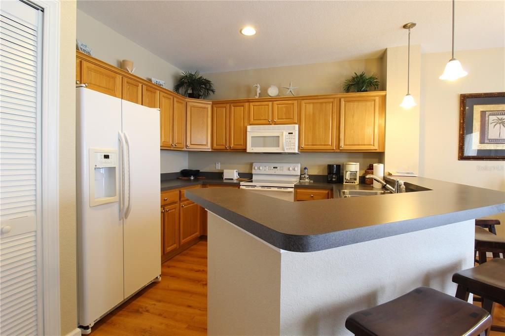 Interior, Kitchen, Pendant Lights, Recessed Lighting, Wood Texture Flooring