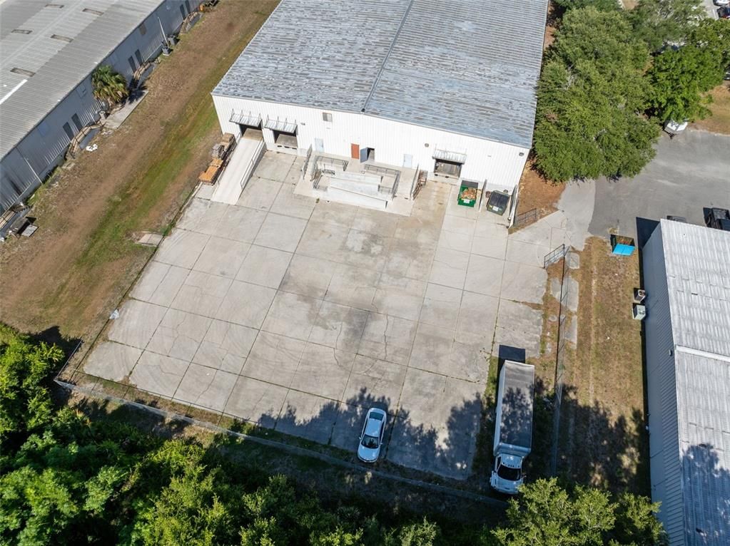 Exterior, Drone