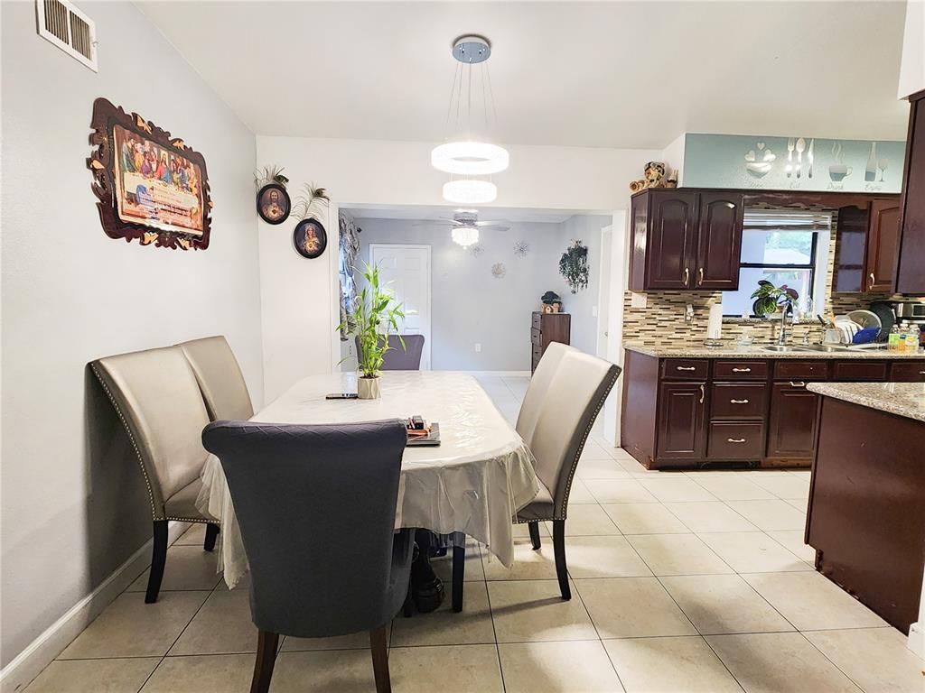 Dining room, Interior, Kitchen, Pendant Lights