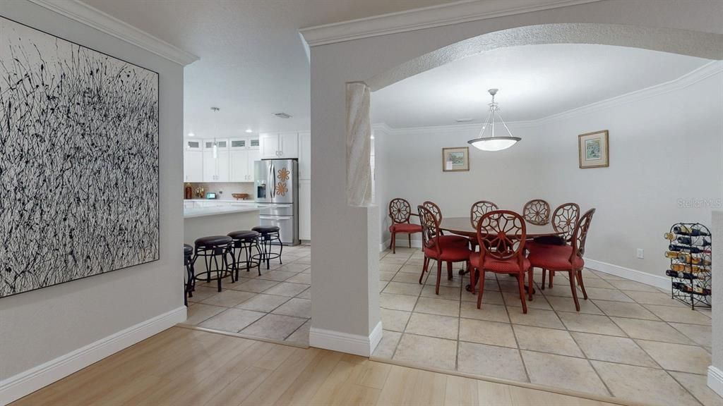 Dining room, Interior, Kitchen, Pendant Lights, Recessed Lighting, Wood Texture Flooring