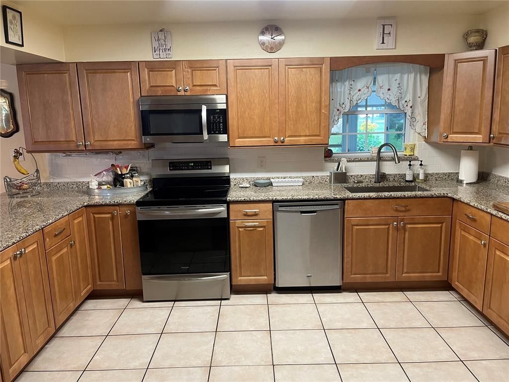Interior, Kitchen, Stainless Steel Appliances