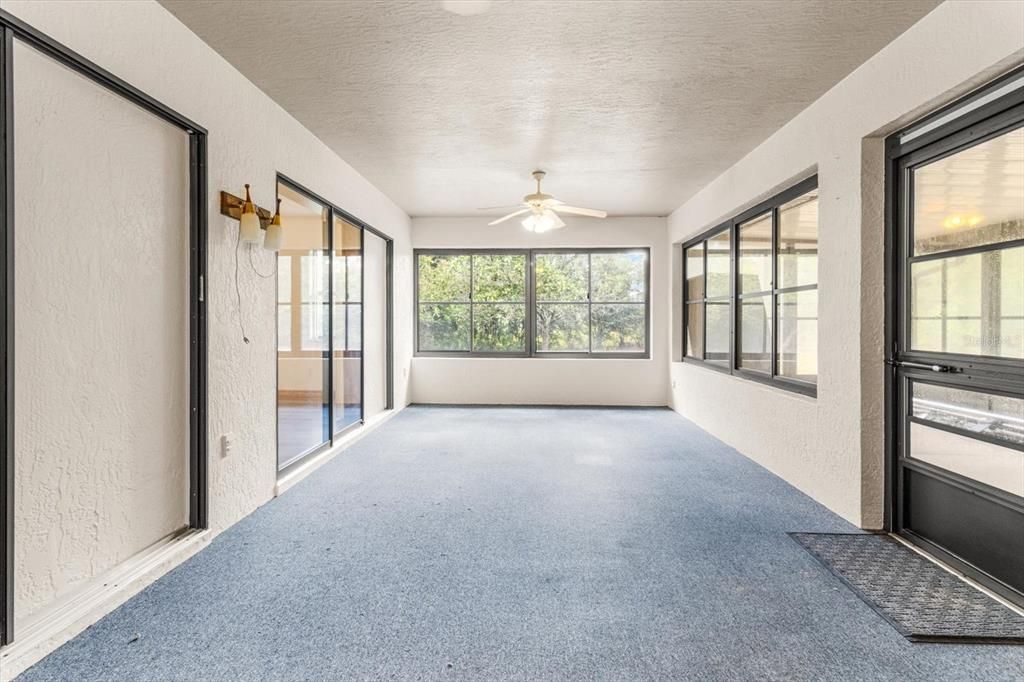 Empty room, Interior, Sun Room