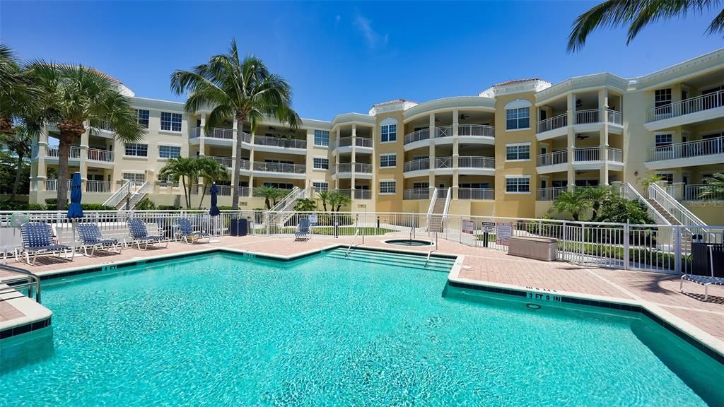 Exterior, Pool