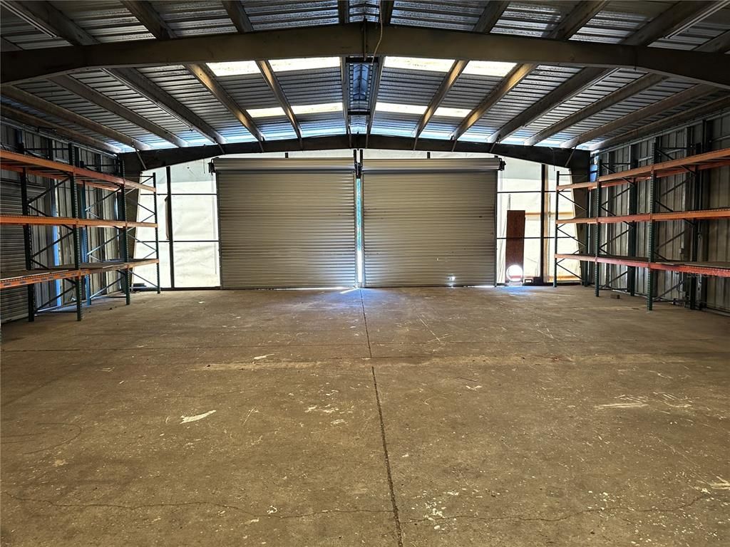 Garage, Interior