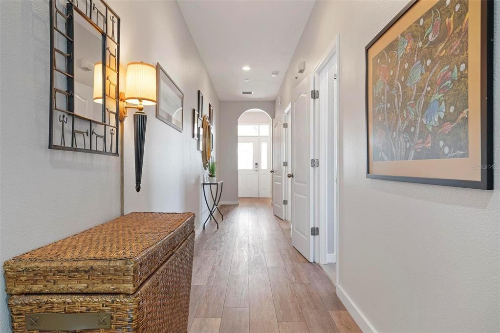 Interior, Recessed Lighting, Wood Texture Flooring