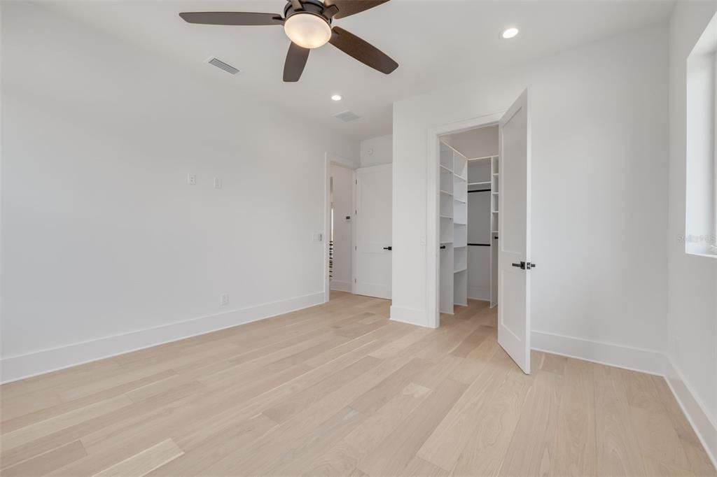Empty room, Interior, Recessed Lighting, Walk-in Closets, Wood Texture Flooring