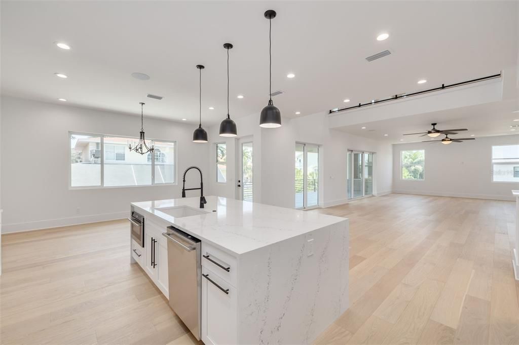 Interior, Kitchen, Pendant Lights, Recessed Lighting, Wood Texture Flooring