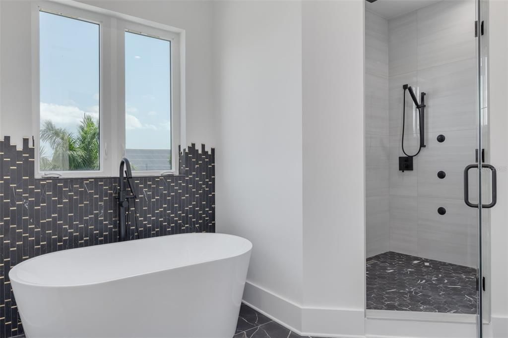 Bathroom, Free Standing Baths, Glass Shower, Interior, Water