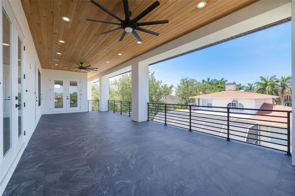 Exterior, Recessed Lighting