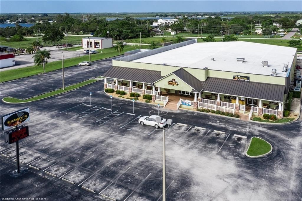 Exterior, Drone