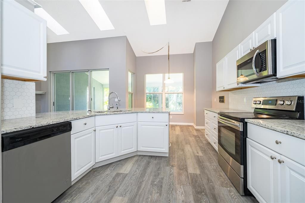 Interior, Kitchen, Pendant Lights, Wood Texture Flooring