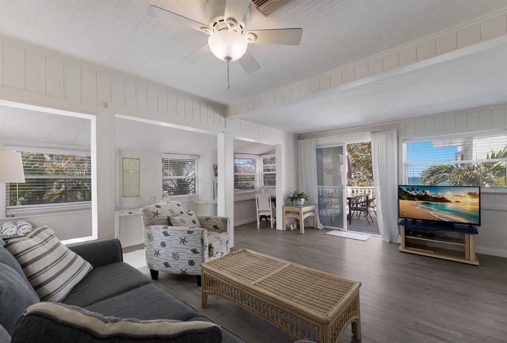 Dining room, Interior, Living room, Wood Texture Flooring