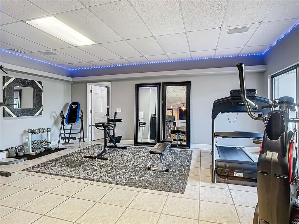 Fitness Equipment, Interior, Recessed Lighting