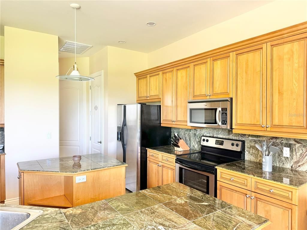 Interior, Kitchen, Pendant Lights, Recessed Lighting, Tile Countertops