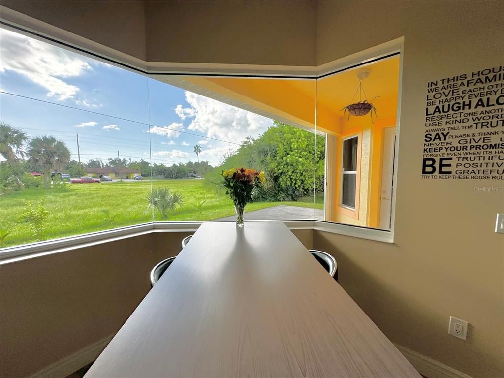Dining room, Interior